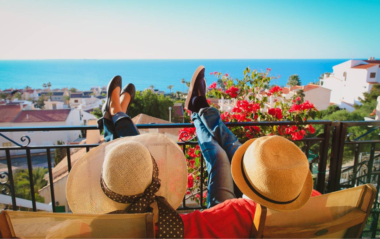 couple living in spain